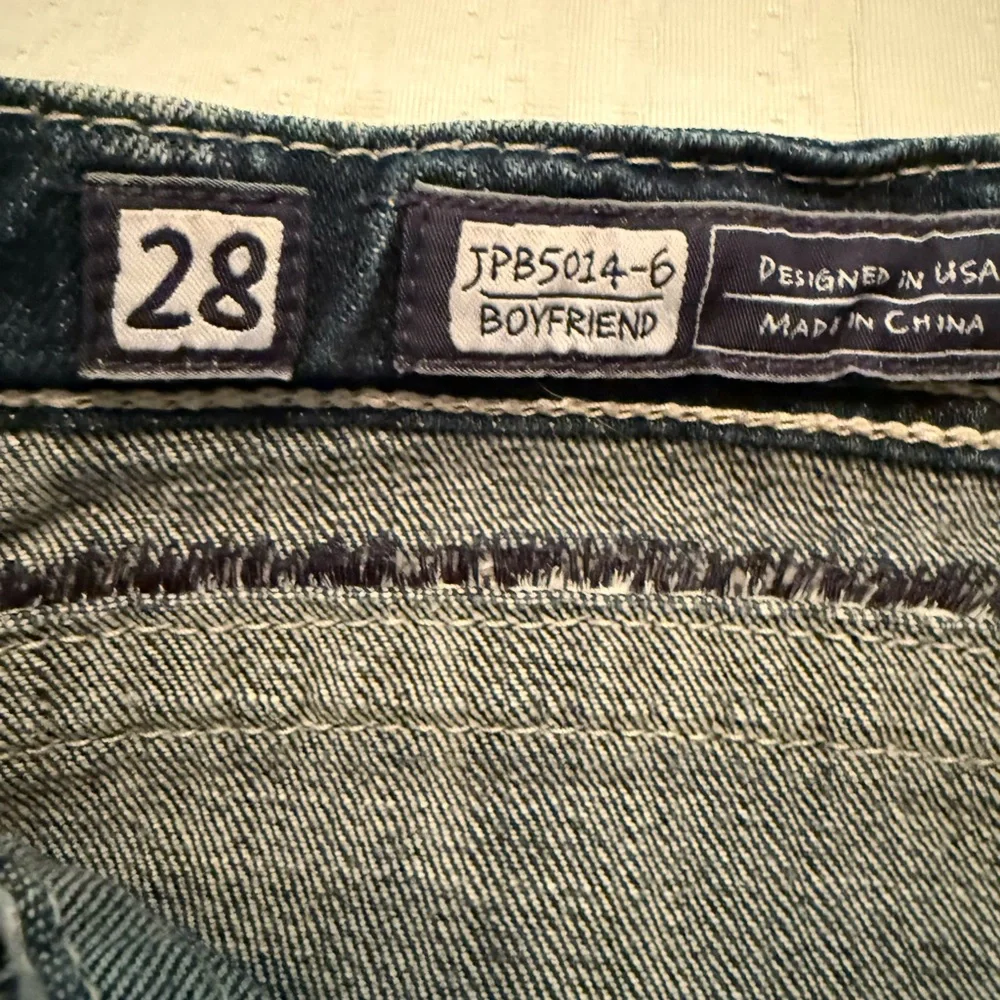 Miss Me Blue Distressed Ankle Jeans